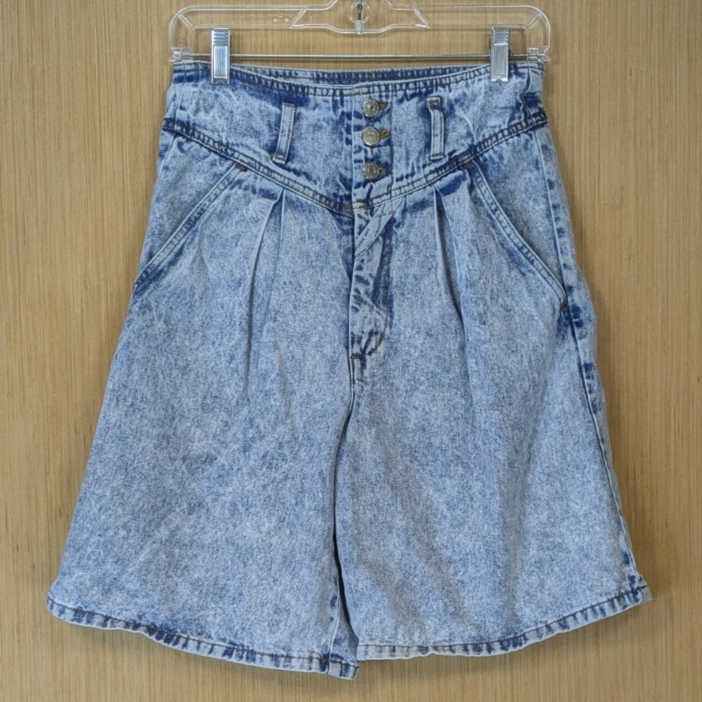 Vintage Jordache Womens Acid Wash Denim Shorts 11/12 Jorts High Waisted Pleated